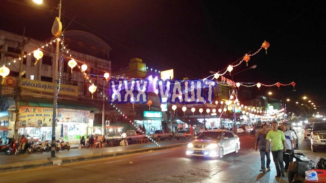 Late Night Thai Street Views Diary, Thailand Asian Sex Diary